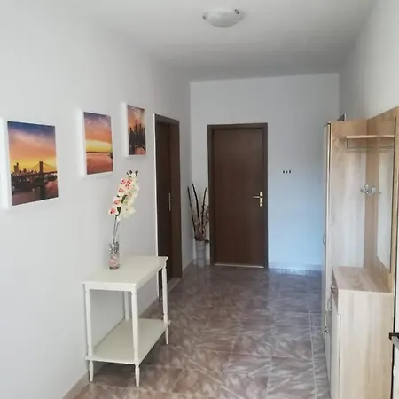 Apartment Ruby Podstrana Exterior photo
