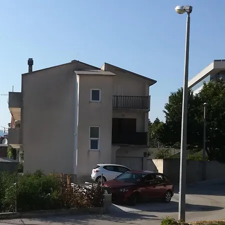 Apartment Ruby Podstrana Exterior photo